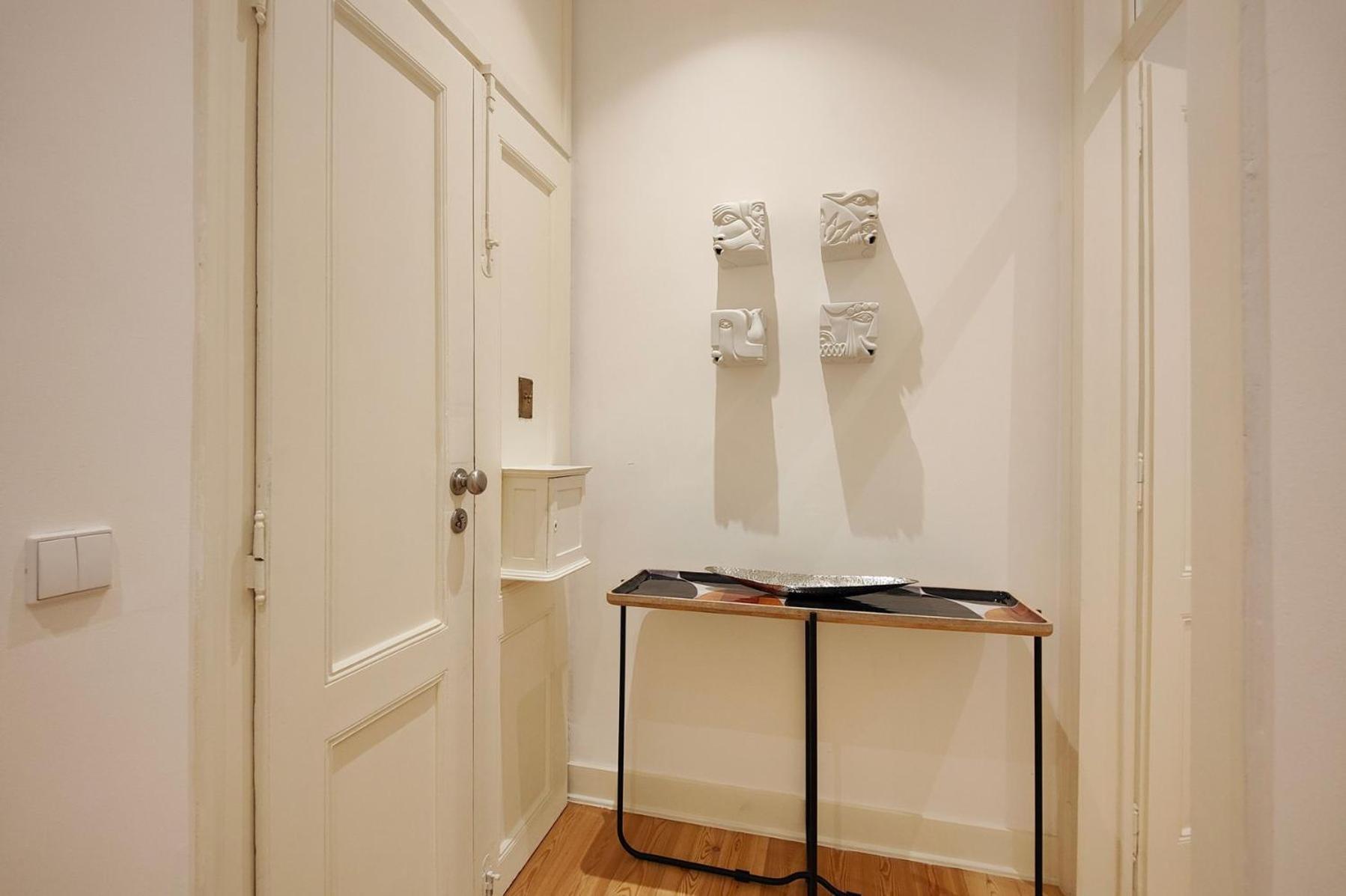 Apartamento Joivy Astonishing Flat W Office Near *